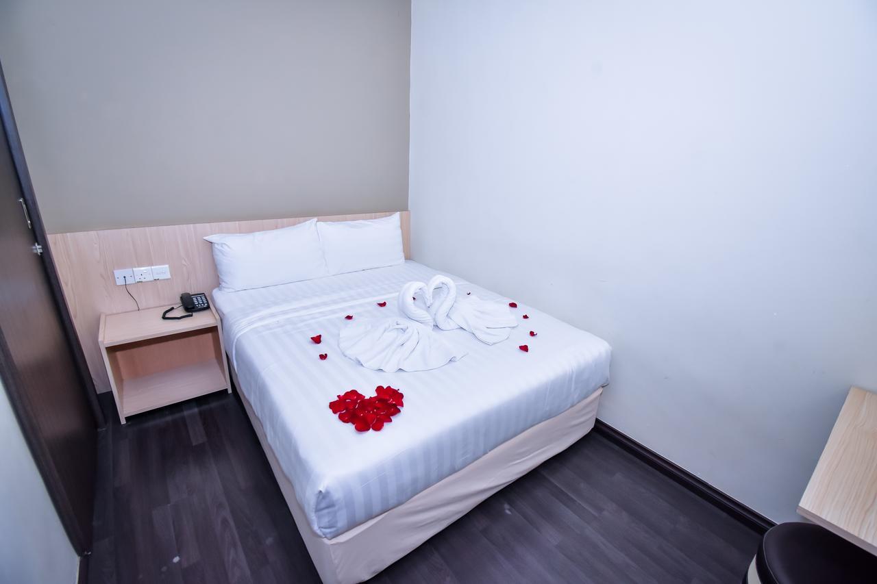 Eden Boutique Hotel Tawau Esterno foto