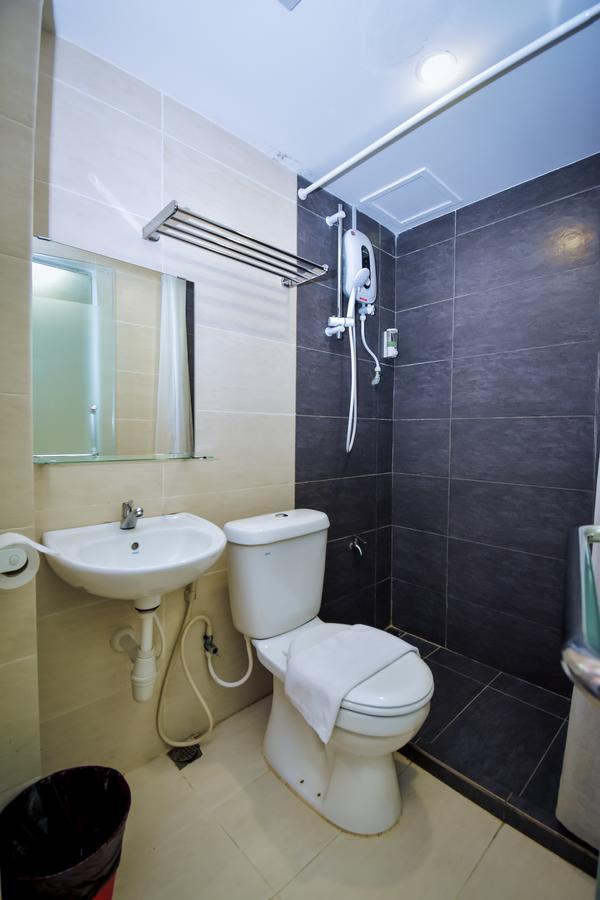 Eden Boutique Hotel Tawau Esterno foto