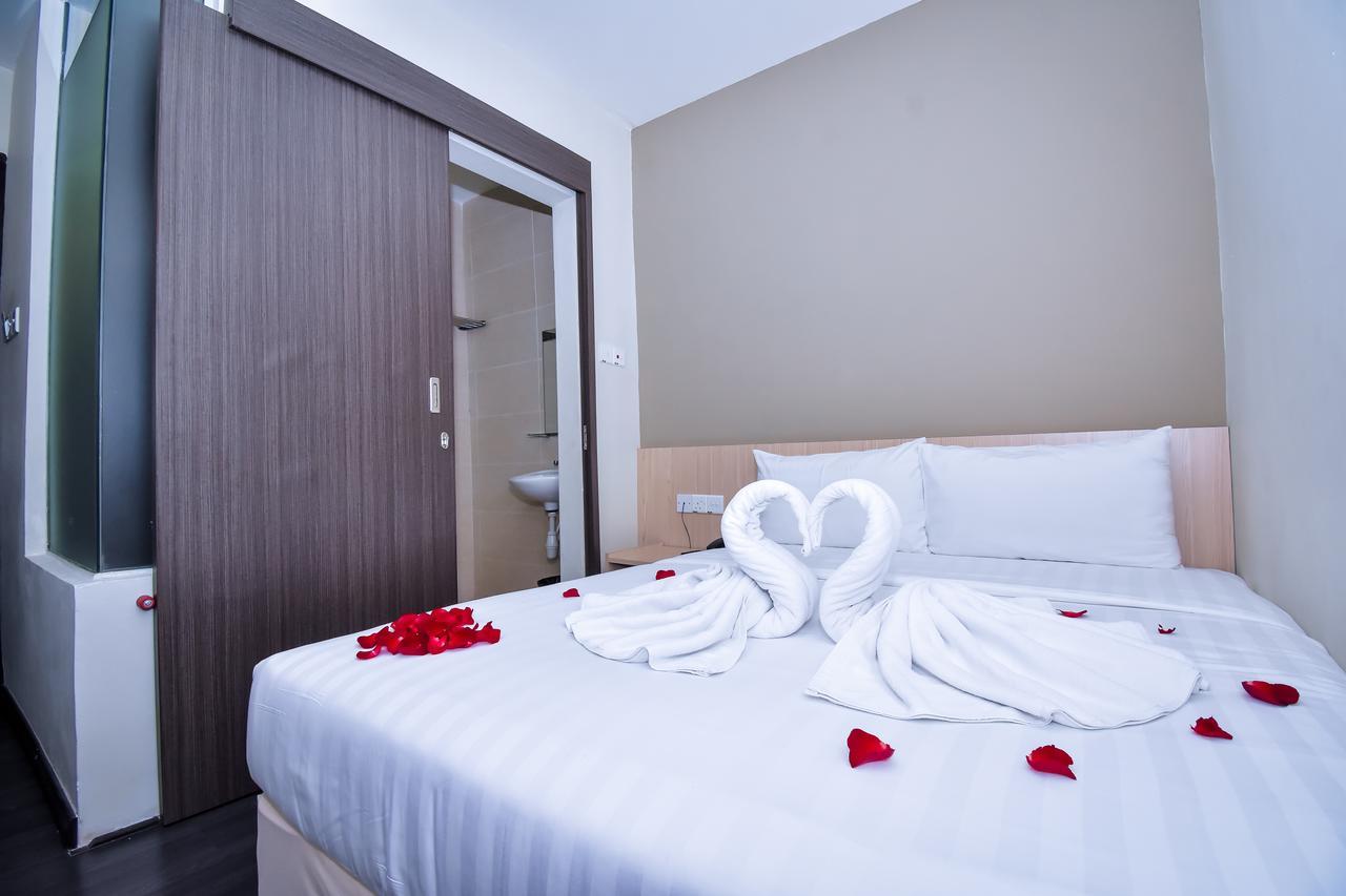 Eden Boutique Hotel Tawau Esterno foto